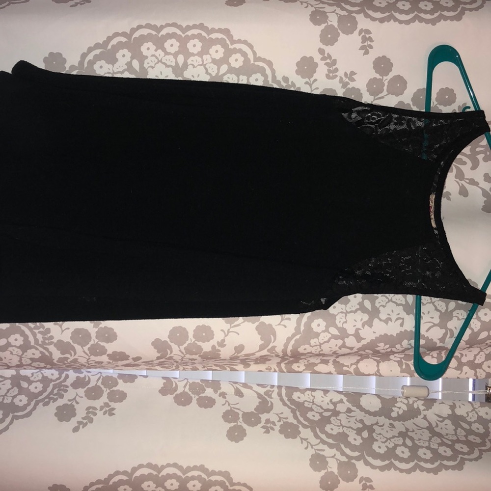 Black lace tank